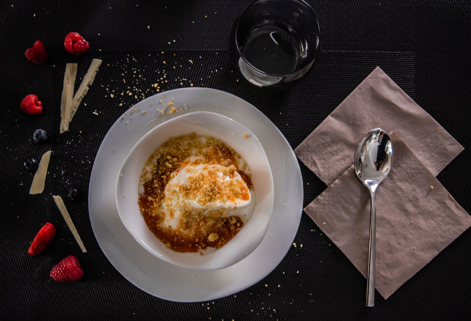 composizione con il latte a gelato enrietto